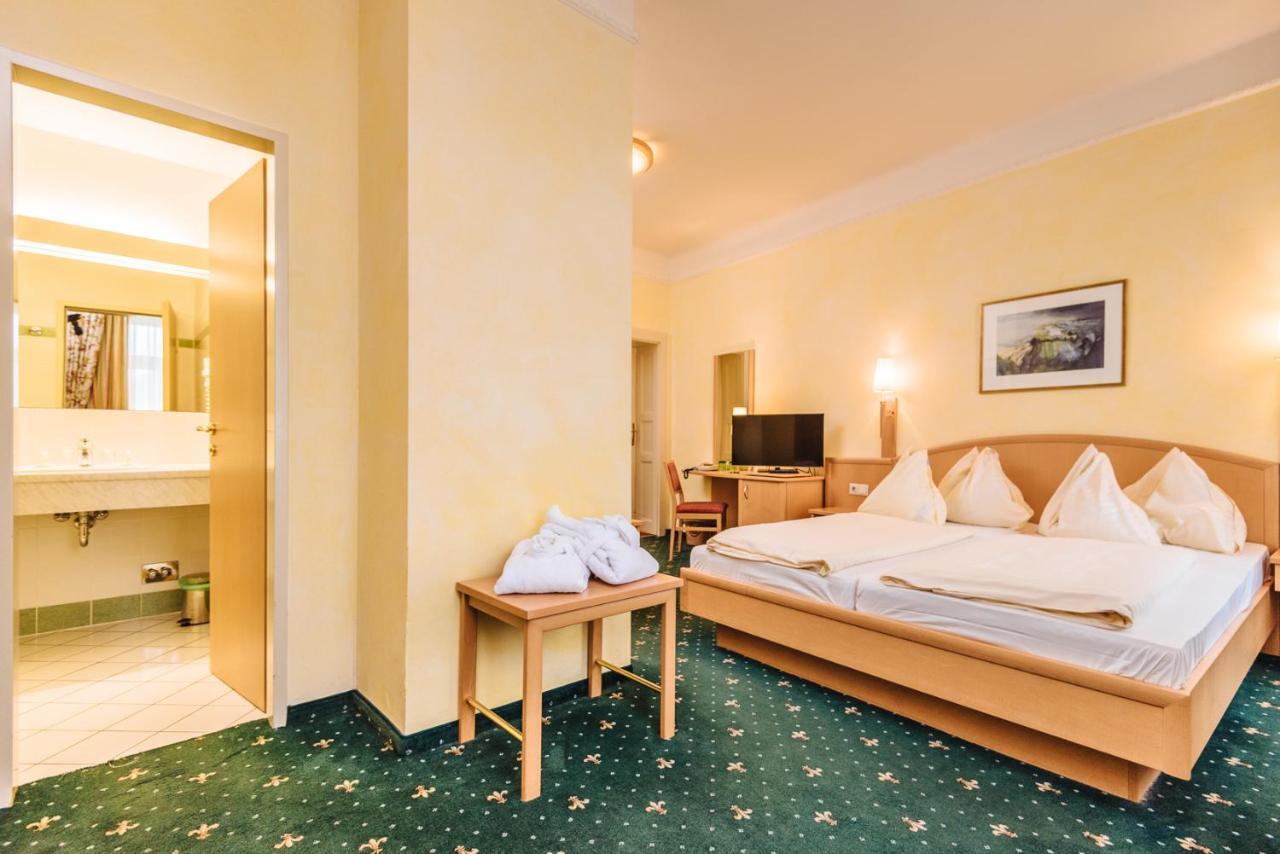 Hotel Drei Hasen Mariazell Buitenkant foto